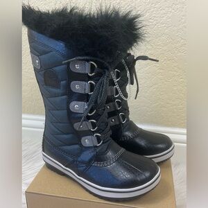 Sorrel Kids' Tofino II Faux Fur Lined Waterproof Boots Black color size 2